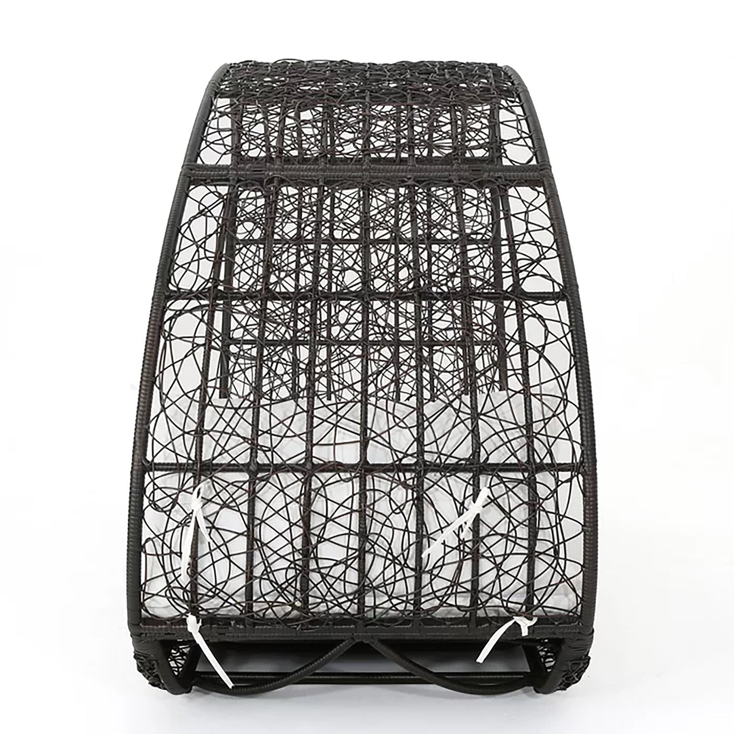 Stunning Outdoor Wicker Daybed