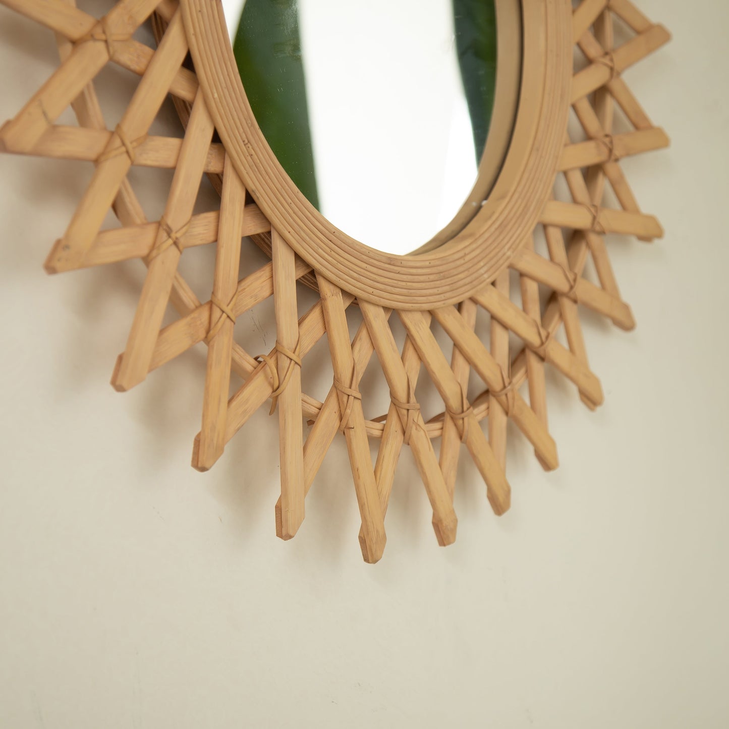 Round Hemp Rope Diamond Pattern Wall Mirror